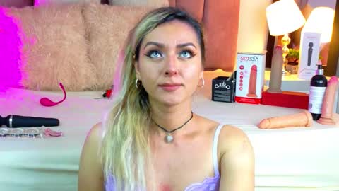 Snapshot of lunitadiva chatting on February 1, 2026, 4:05 pm lunitadiva online show from February 1, 2026, 4:05 pm