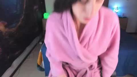 Snapshot of lunitaloveangel chatting on April 9, 2026, 6:13 am Angela Moonlight and Hector online show from April 9, 2026, 6:13 am