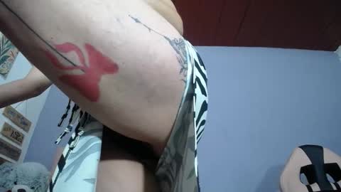 Snapshot of lunitaqueen_ chatting on May 20, 2026, 5:24 am Luna Tamara online show from May 20, 2026, 5:24 am