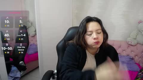 Katty   what ever do you want on my pv is for extra tokens minimi 250 tks ty u for understand online show from September 10, 2025, 3:17 am