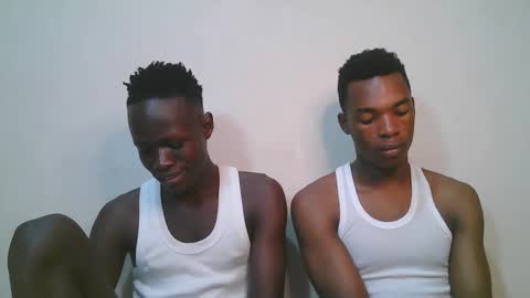 Snapshot of luoislove chatting on February 6, 2026, 5:16 pm luoislove online show from February 6, 2026, 5:16 pm