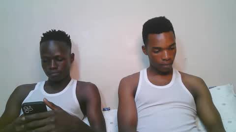 Snapshot of luoislove chatting on February 8, 2026, 8:12 pm luoislove online show from February 8, 2026, 8:12 pm