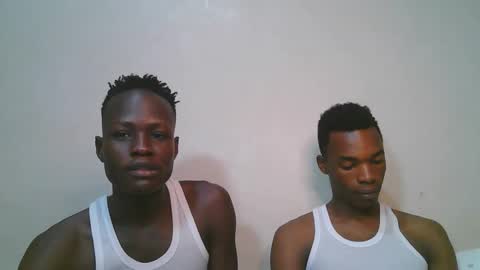 Snapshot of luoislove chatting on February 10, 2026, 6:06 am luoislove online show from February 10, 2026, 6:06 am