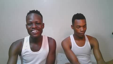 Snapshot of luoislove chatting on February 20, 2026, 8:05 am luoislove online show from February 20, 2026, 8:05 am