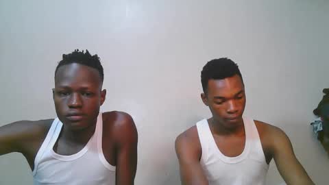 Snapshot of luoislove chatting on March 2, 2026, 6:25 am luoislove online show from March 2, 2026, 6:25 am