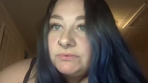 Snapshot of luscious_lynn1024 chatting on November 12, 2025, 3:18 am Luscious Lynn online show from November 12, 2025, 3:18 am