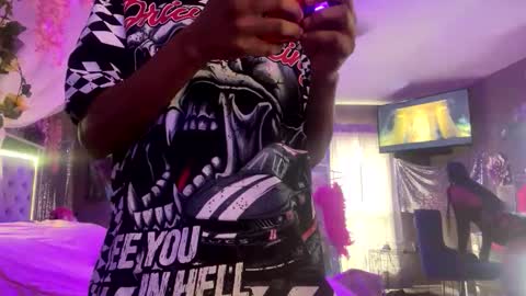 LUST online show from December 4, 2025, 7:00 pm