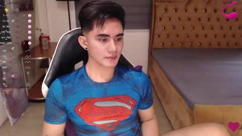 Snapshot of lustdesirex19 chatting on February 16, 2025, 5:04 am David online show from February 16, 2025, 5:04 am