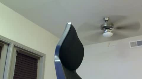 LustfulLives online show from May 20, 2026, 4:51 am
