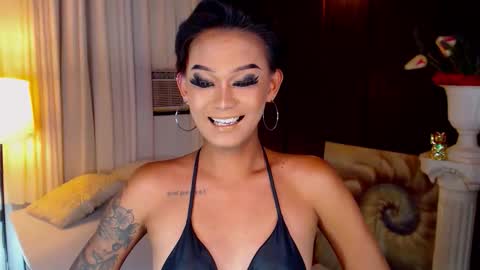 AdriannaFowks online show from April 15, 2026, 5:47 am
