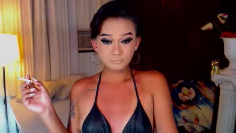 Snapshot of lustfulltrans chatting on April 19, 2026, 2:55 am AdriannaFowks online show from April 19, 2026, 2:55 am