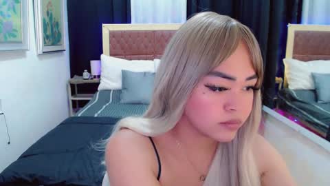 Snapshot of lustfuloffendertrina chatting on January 6, 2025, 8:14 am Trina online show from January 6, 2025, 8:14 am