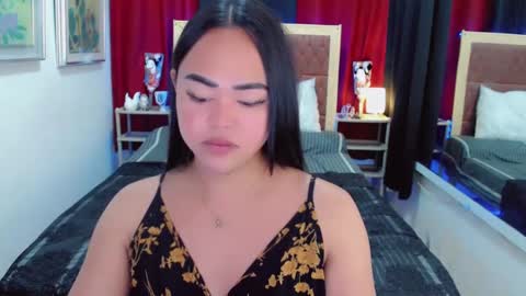 Snapshot of lustfuloffendertrina chatting on February 20, 2025, 7:12 am Trina online show from February 20, 2025, 7:12 am