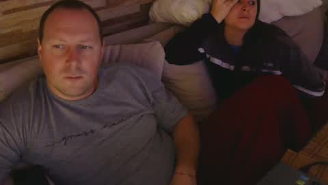 lustonfan online show from May 3, 2026, 7:09 pm