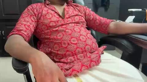 lustyhearts online show from April 15, 2026, 9:37 pm