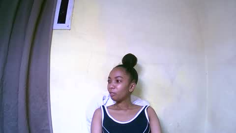 lutchia online show from October 3, 2025, 10:23 am