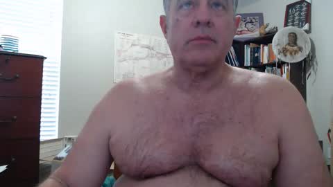 Snapshot of luv2bnakedallthetime chatting on February 14, 2026, 8:05 pm Tony online show from February 14, 2026, 8:05 pm