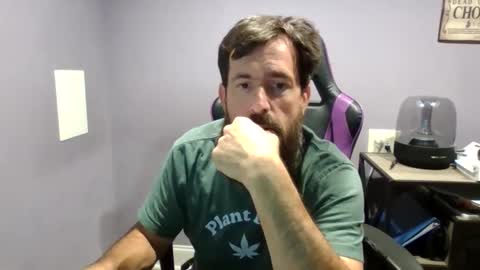 Snapshot of luv2likslit611455 chatting on October 11, 2025, 9:19 am Luv2likslit online show from October 11, 2025, 9:19 am