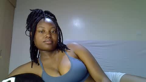 Tracy online show from October 22, 2025, 12:33 am