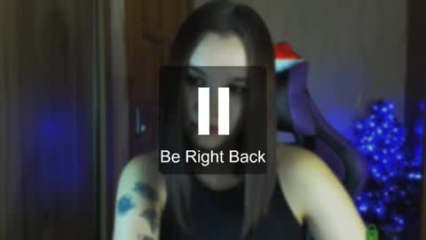 Snapshot of luvmeeow chatting on December 11, 2024, 6:25 am Ann online show from December 11, 2024, 6:25 am