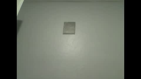 Snapshot of luvmesluts chatting on September 17, 2025, 8:05 am luvmesluts online show from September 17, 2025, 8:05 am