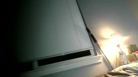 Snapshot of luvmesluts chatting on November 18, 2025, 10:20 am luvmesluts online show from November 18, 2025, 10:20 am