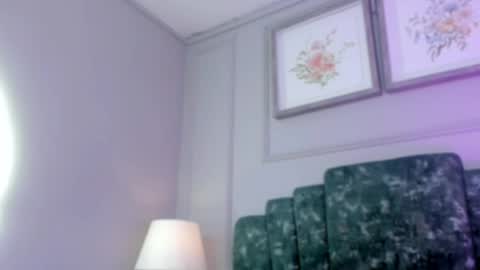 lux_bitchx online show from April 15, 2026, 5:47 am