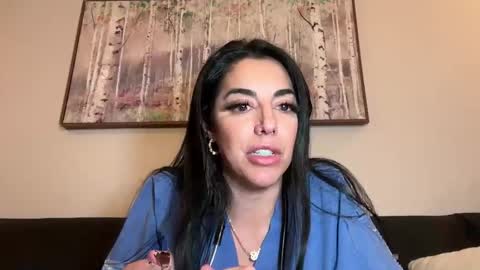 Snapshot of luxcher22 chatting on January 9, 2026, 5:54 am luxcher22 online show from January 9, 2026, 5:54 am