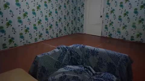 Snapshot of luxeboy_ chatting on September 14, 2025, 7:02 pm Mike online show from September 14, 2025, 7:02 pm