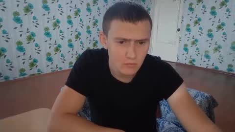 Snapshot of luxeboy_ chatting on September 19, 2025, 9:11 am Mike online show from September 19, 2025, 9:11 am