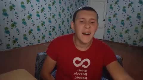 Snapshot of luxeboy_ chatting on September 22, 2025, 8:33 pm Mike online show from September 22, 2025, 8:33 pm