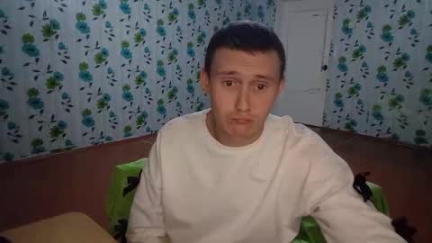 Snapshot of luxeboy_ chatting on September 24, 2025, 8:56 pm Mike online show from September 24, 2025, 8:56 pm