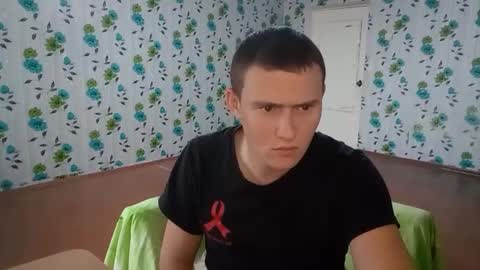Snapshot of luxeboy_ chatting on September 27, 2025, 9:25 am Mike online show from September 27, 2025, 9:25 am