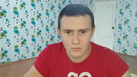 Snapshot of luxeboy_ chatting on October 12, 2025, 8:13 am Mike online show from October 12, 2025, 8:13 am