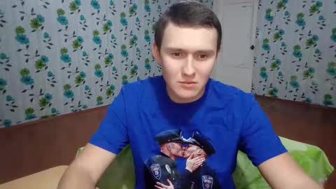 Snapshot of luxeboy_ chatting on October 22, 2025, 8:08 pm Mike online show from October 22, 2025, 8:08 pm