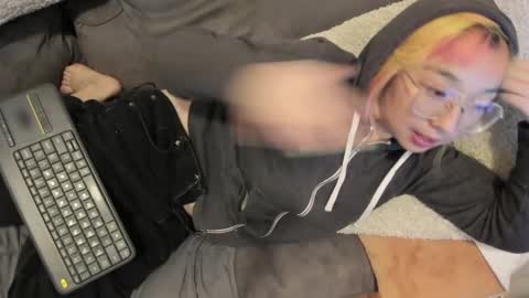 LuxGray online show from December 10, 2024, 3:20 am