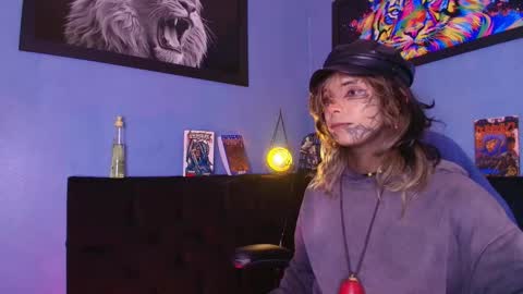 Luxiel 3 online show from January 16, 2026, 9:41 pm