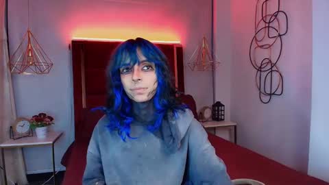 Luxiel 3 online show from May 27, 2026, 1:57 am