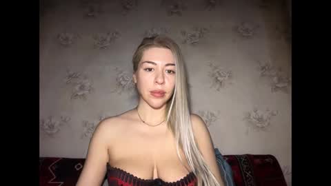 Snapshot of luxsonyastar chatting on February 11, 2026, 1:38 pm LuxSonyaStar online show from February 11, 2026, 1:38 pm