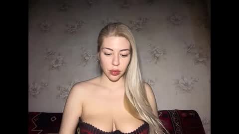 LuxSonyaStar online show from March 15, 2026, 1:06 pm