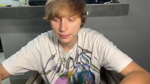 luxury_bob online show from February 25, 2026, 3:21 pm