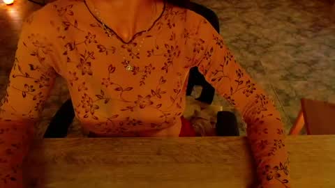 Snapshot of luxurydivine chatting on April 26, 2026, 4:04 pm Liss online show from April 26, 2026, 4:04 pm