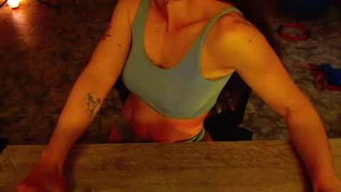 Snapshot of luxurydivine chatting on June 11, 2026, 12:36 pm Liss online show from June 11, 2026, 12:36 pm