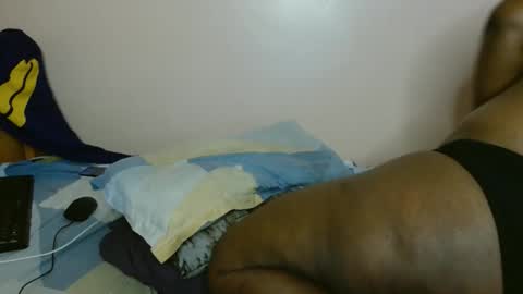 Snapshot of luzremi chatting on April 1, 2026, 1:41 pm luzremi online show from April 1, 2026, 1:41 pm