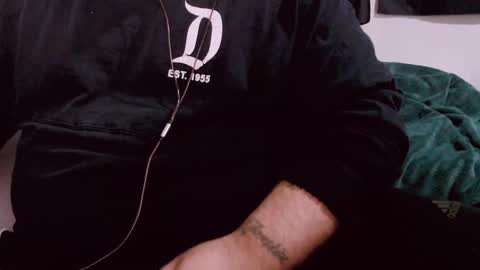 Snapshot of lvcifer_ chatting on December 1, 2024, 4:29 pm ayoo online show from December 1, 2024, 4:29 pm