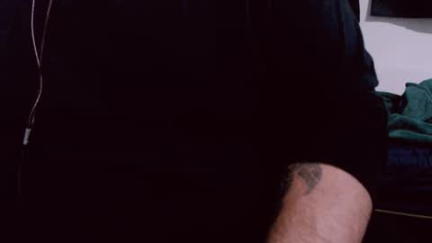 Snapshot of lvcifer_ chatting on December 4, 2024, 2:42 am ayoo online show from December 4, 2024, 2:42 am