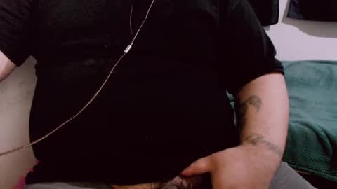 Snapshot of lvcifer_ chatting on January 10, 2025, 11:33 am ayoo online show from January 10, 2025, 11:33 am