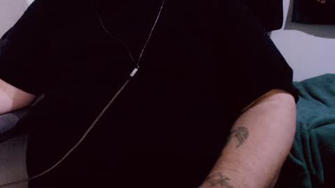 Snapshot of lvcifer_ chatting on February 23, 2025, 12:05 pm ayoo online show from February 23, 2025, 12:05 pm