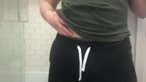 lvguynextdoor440656 online show from February 14, 2026, 1:57 am