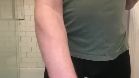 lvguynextdoor440656 online show from April 15, 2026, 2:18 am